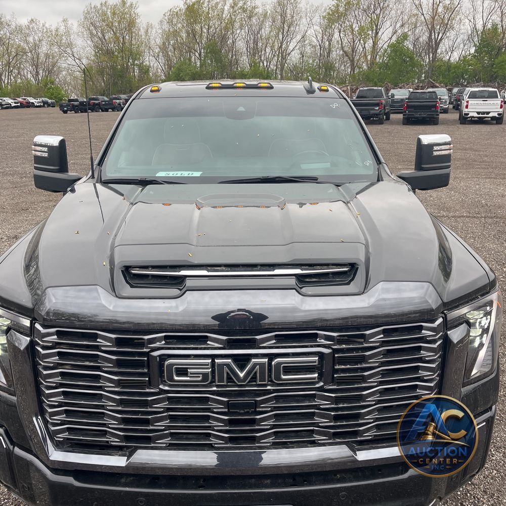 2024 GMC Sierra 3500 Denali Ultimate