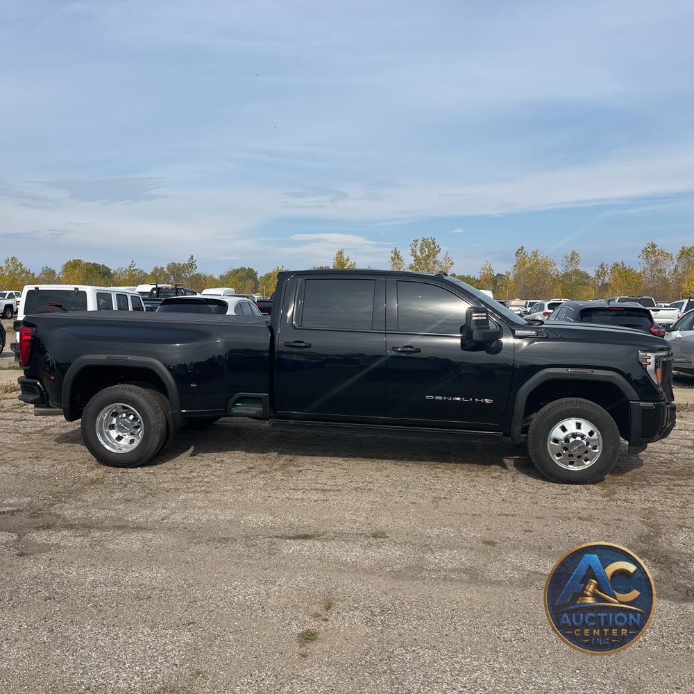 2024 GMC Sierra 3500 Denali Ultimate