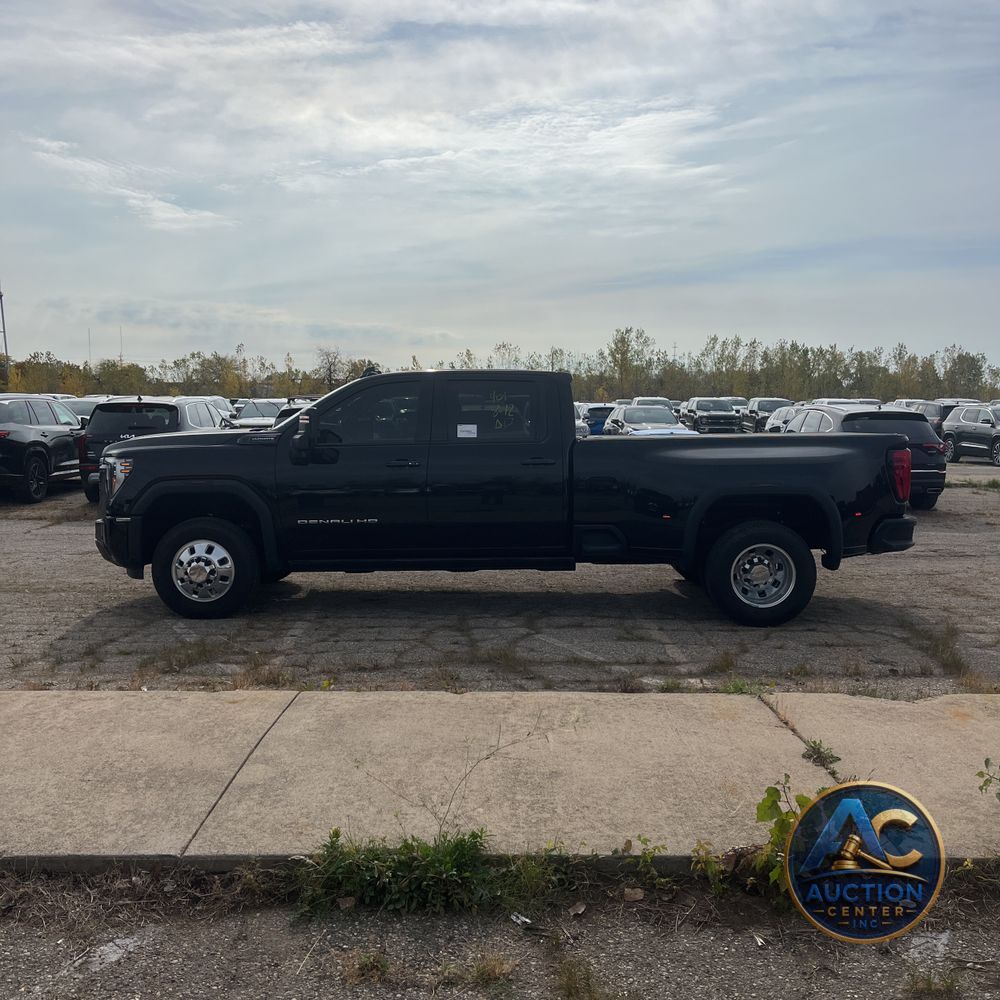 2024 GMC Sierra 3500 Denali Ultimate