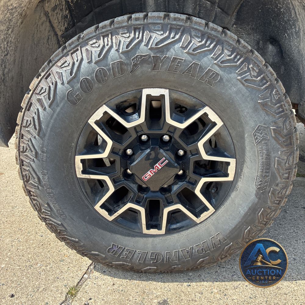 2024 GMC Sierra 2500 AT4X