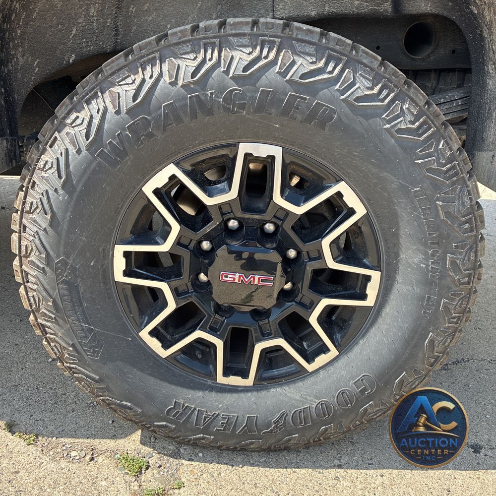 2024 GMC Sierra 2500 AT4X