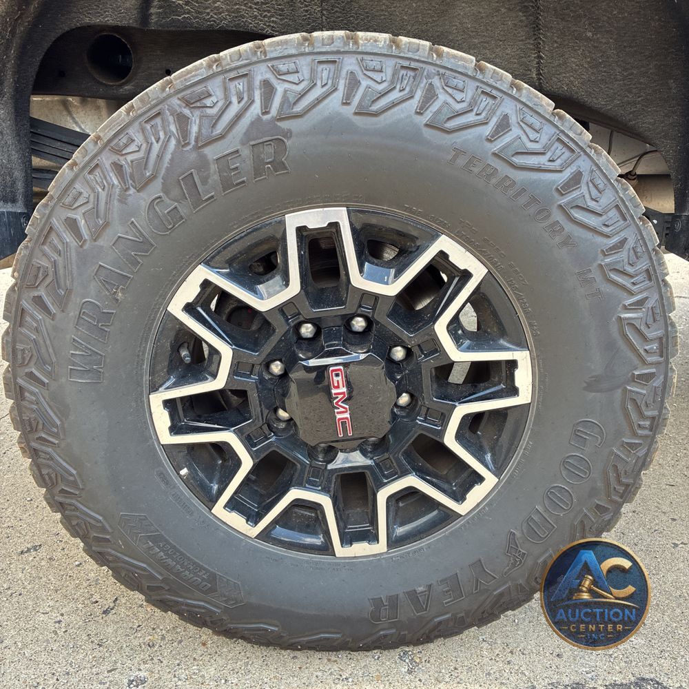 2024 GMC Sierra 2500 AT4X