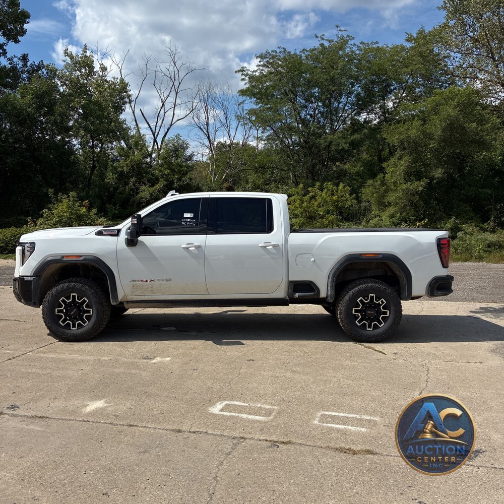 2024 GMC Sierra 2500 AT4X