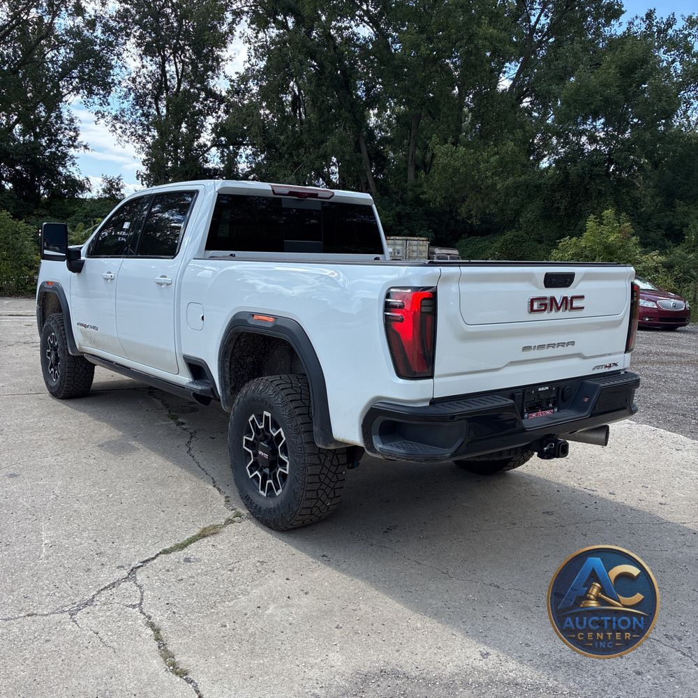 2024 GMC Sierra 2500 AT4X