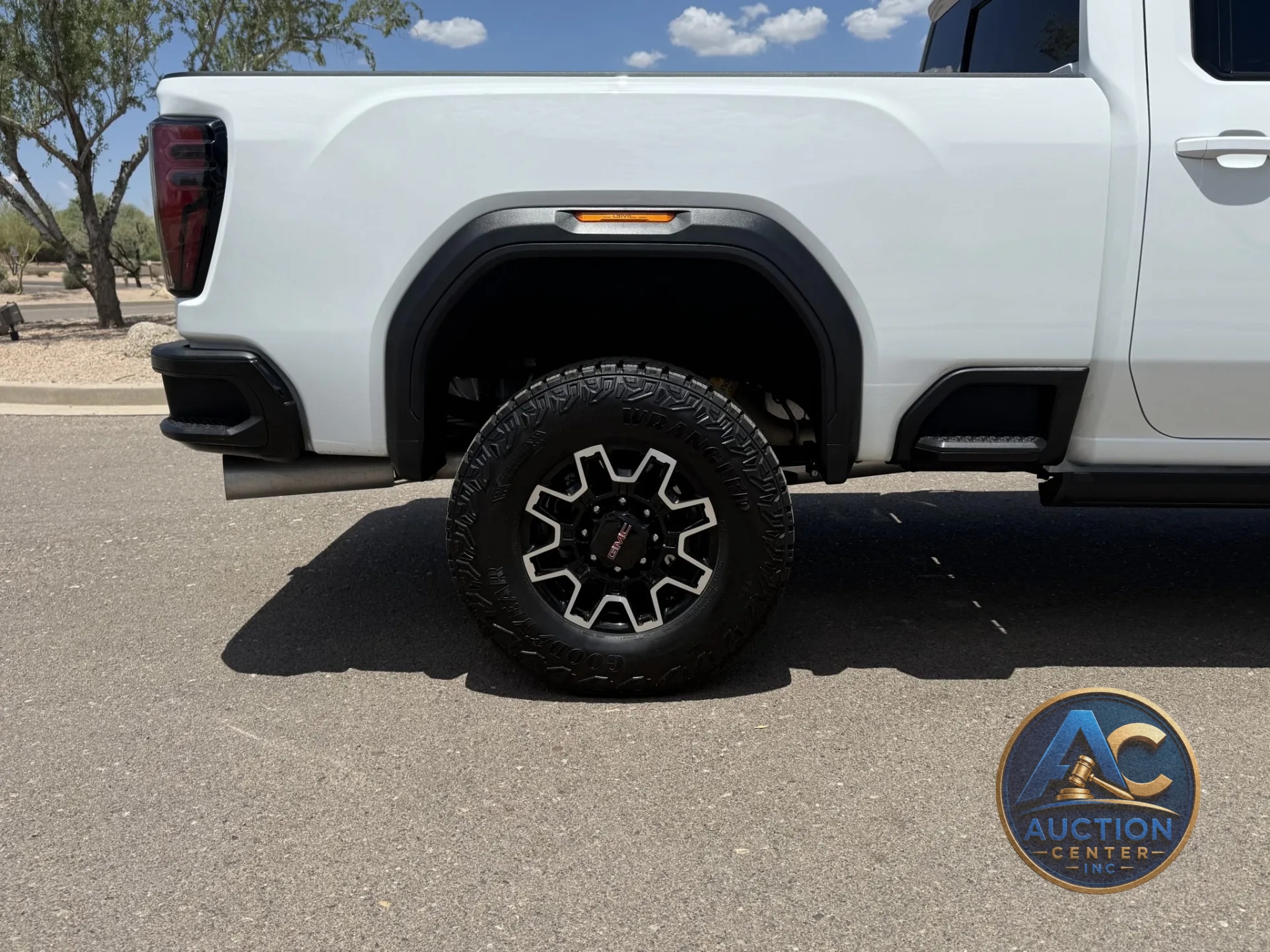 This 2024 GMC Sierra 2500HD AT4X Crew Cab