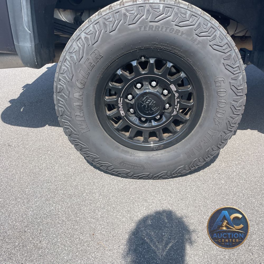 2024 GMC Sierra 2500HD AT4X