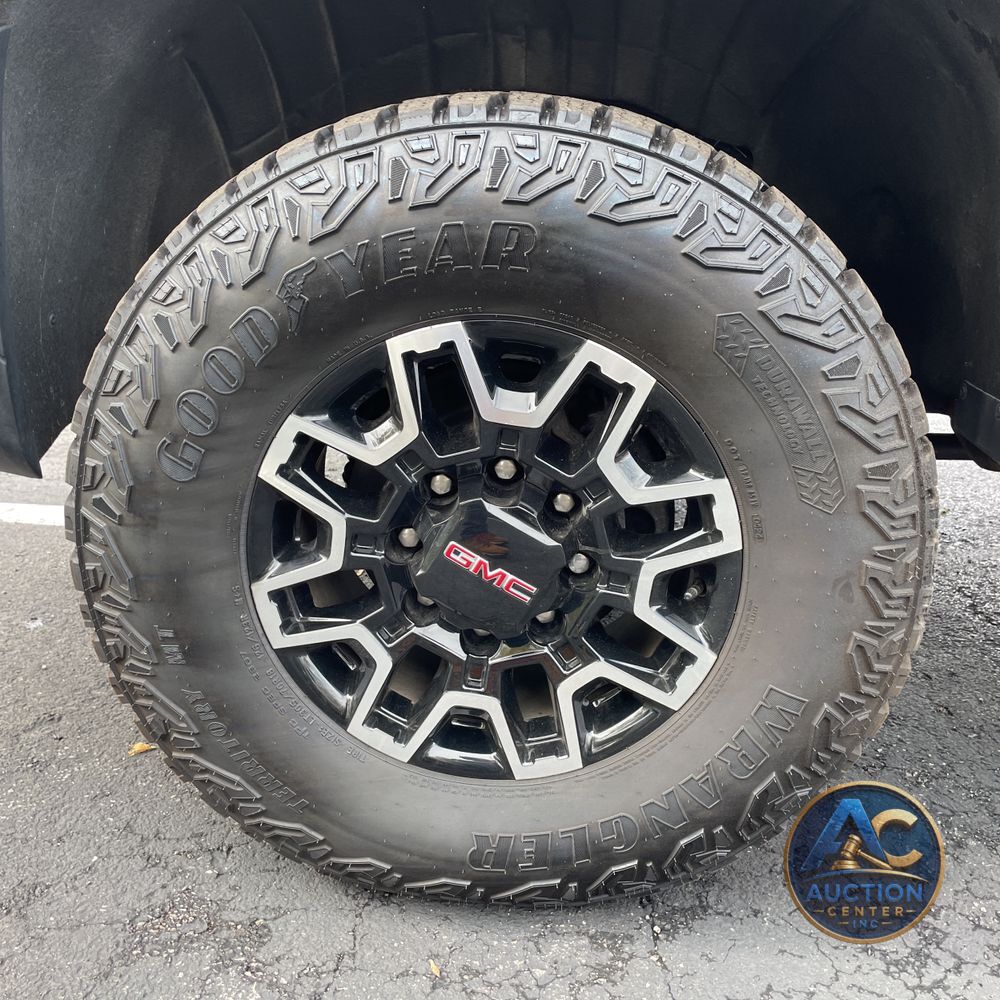 2024 GMC Sierra 2500 AT4X