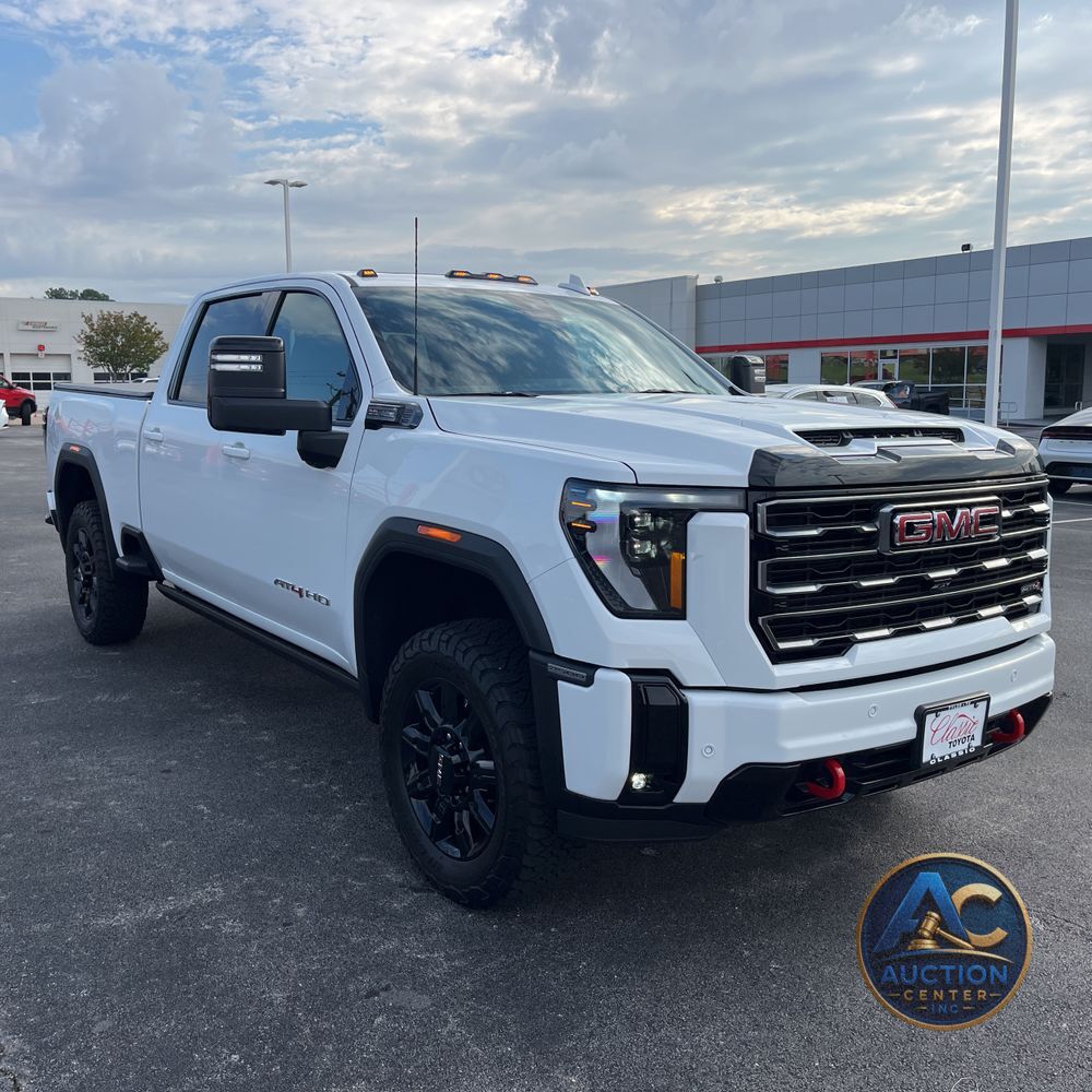 2025 GMC Sierra 2500HD AT4