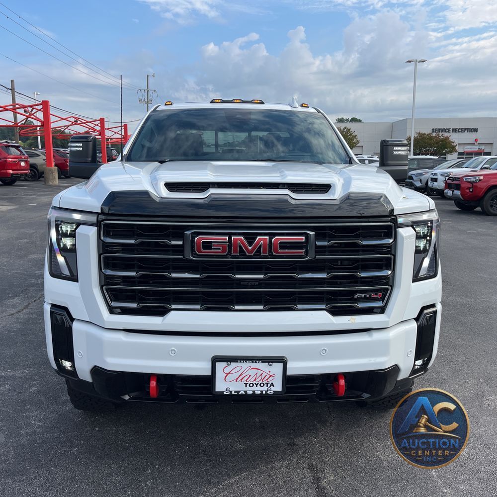 2025 GMC Sierra 2500HD AT4