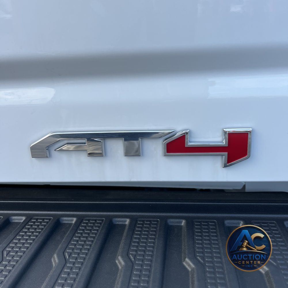 2025 GMC Sierra 2500HD AT4