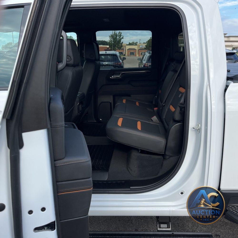 2025 GMC Sierra 2500HD AT4