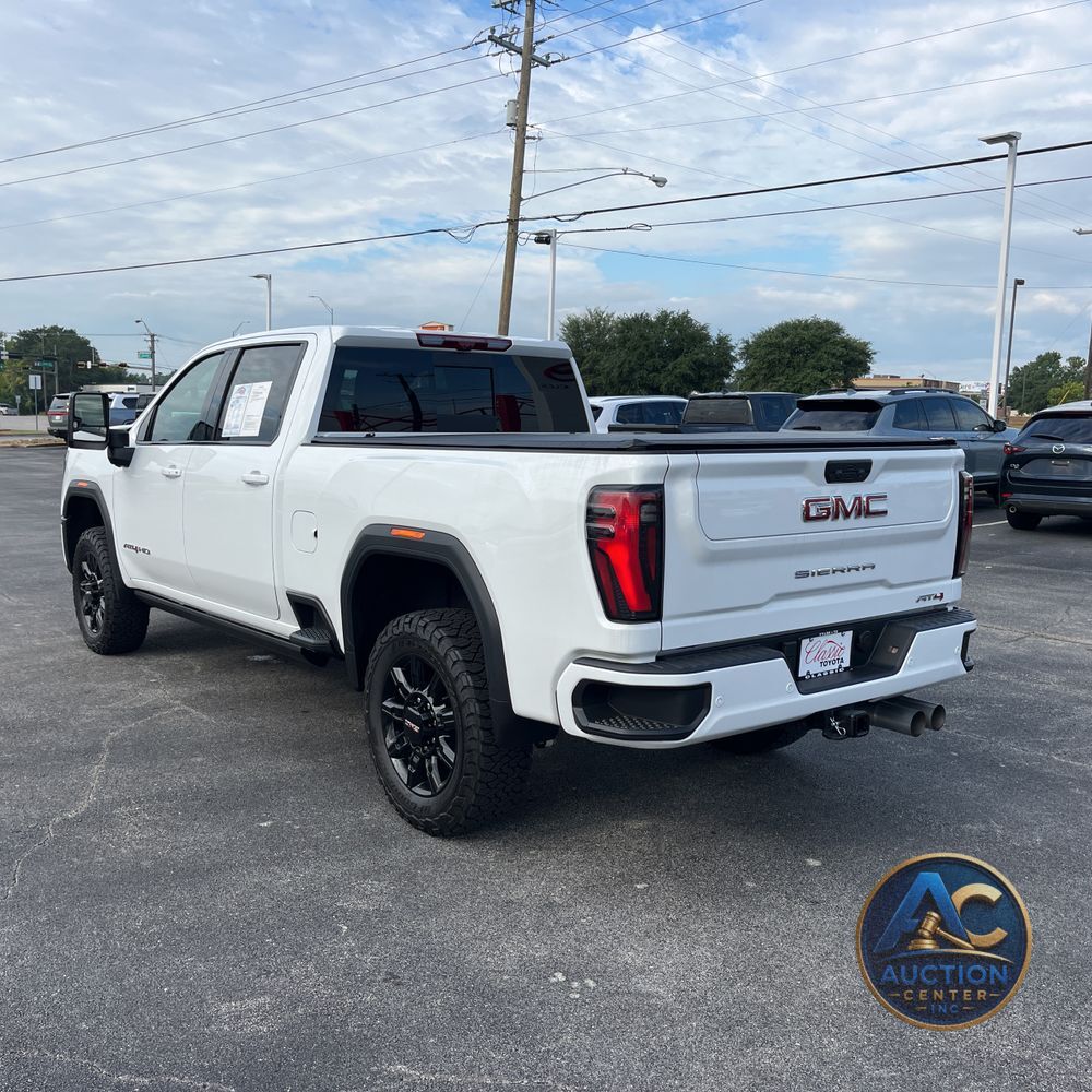 2025 GMC Sierra 2500HD AT4