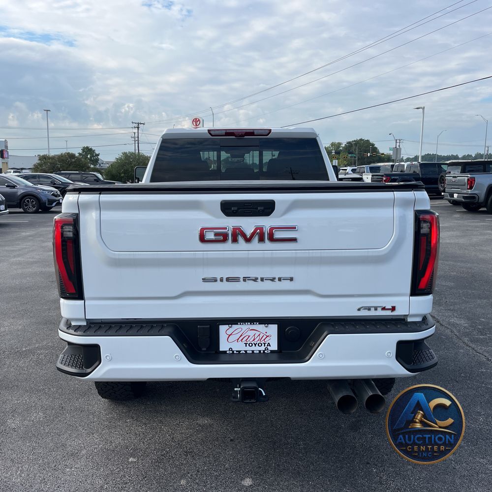 2025 GMC Sierra 2500HD AT4