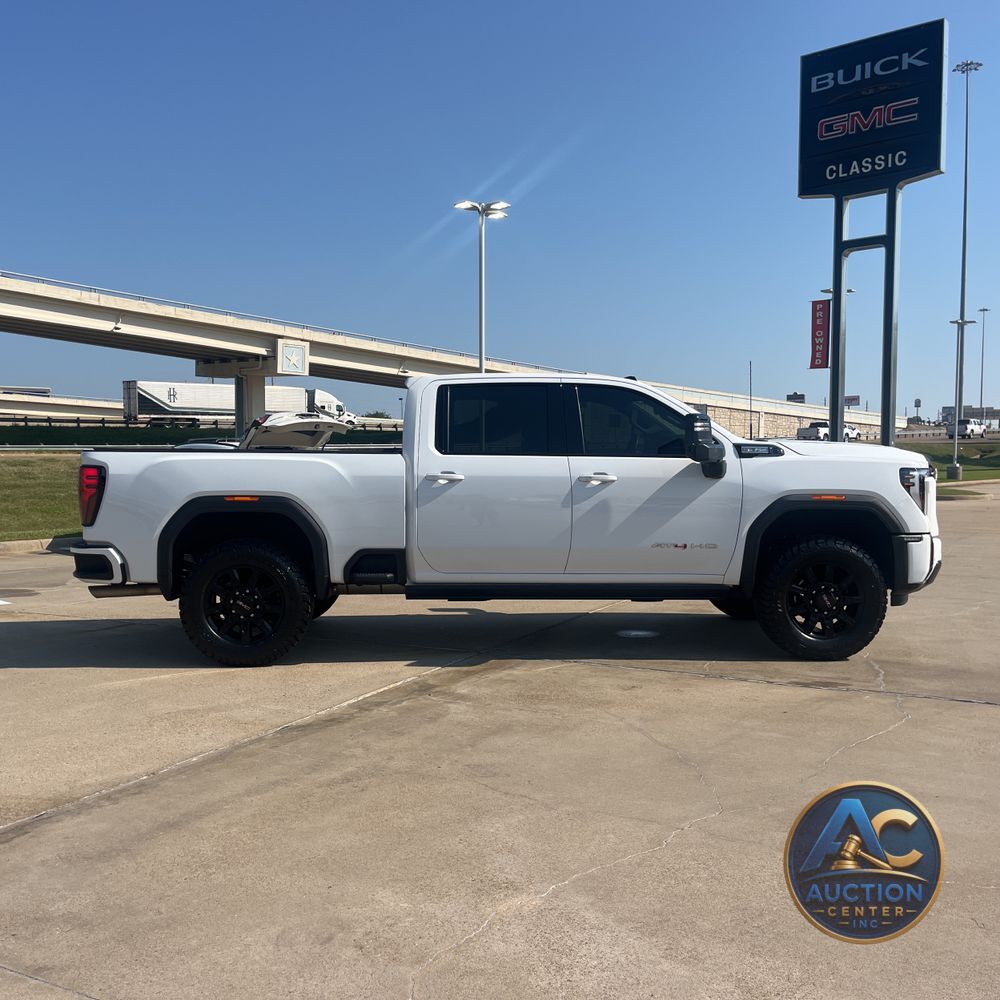 2025 GMC Sierra 2500HD AT4