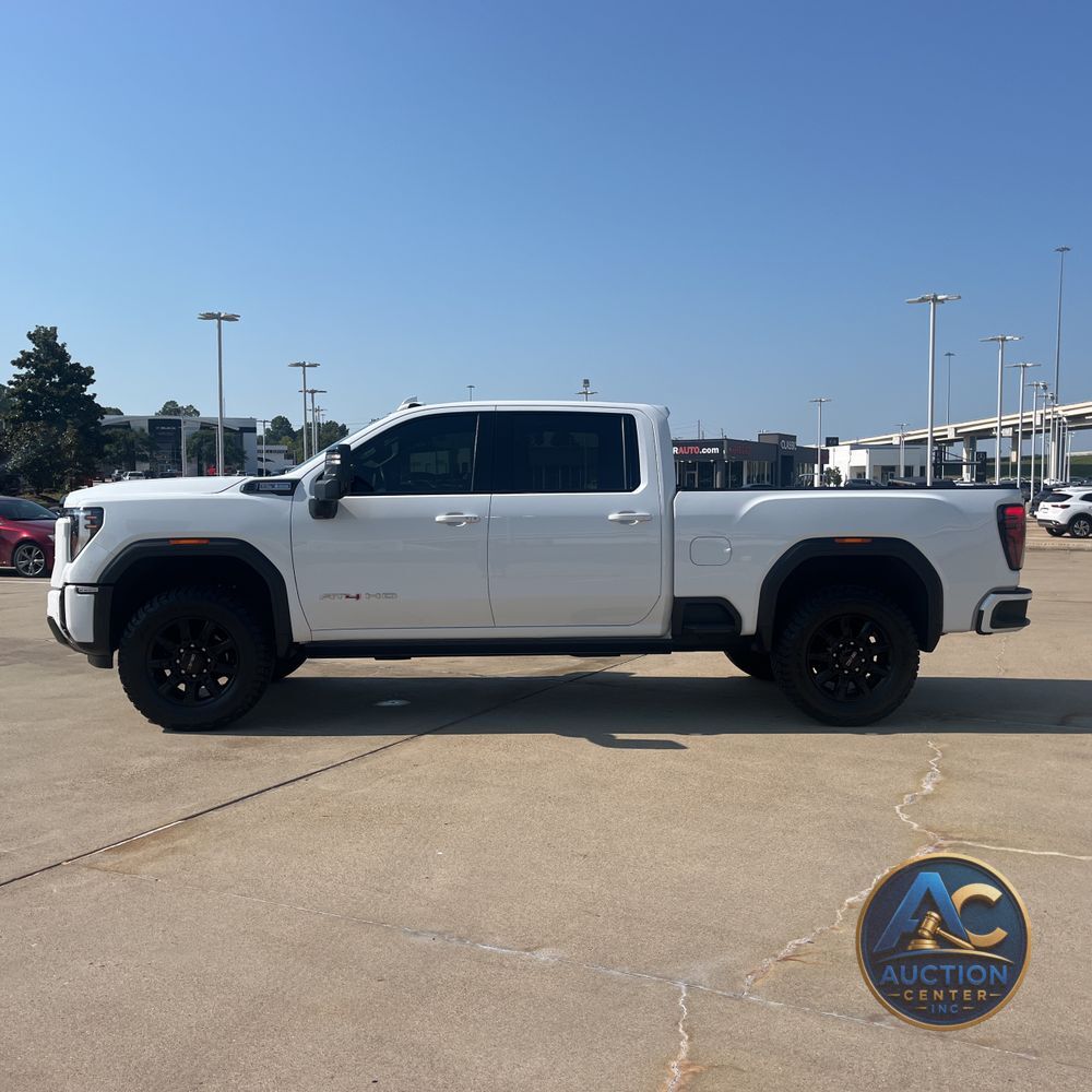 2025 GMC Sierra 2500HD AT4