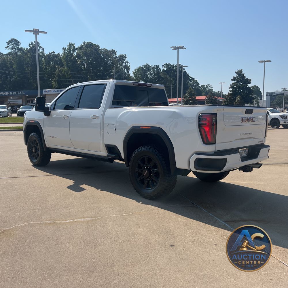 2025 GMC Sierra 2500HD AT4