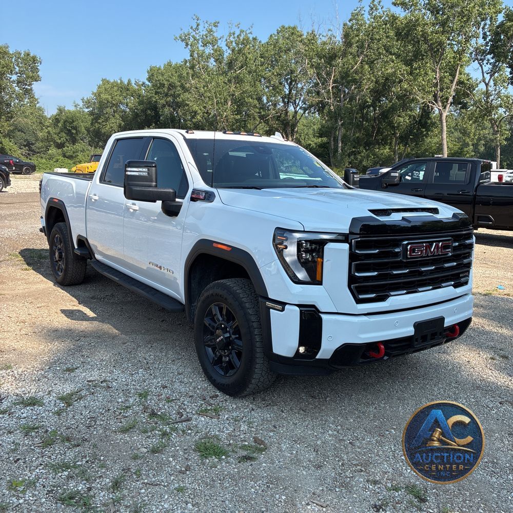 2025 GMC Sierra 2500 AT4