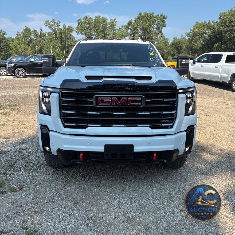 2025 GMC Sierra 2500 AT4