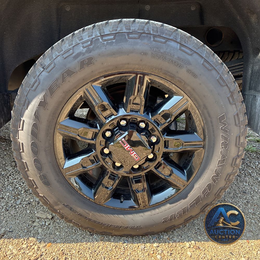 2025 GMC Sierra 2500 AT4