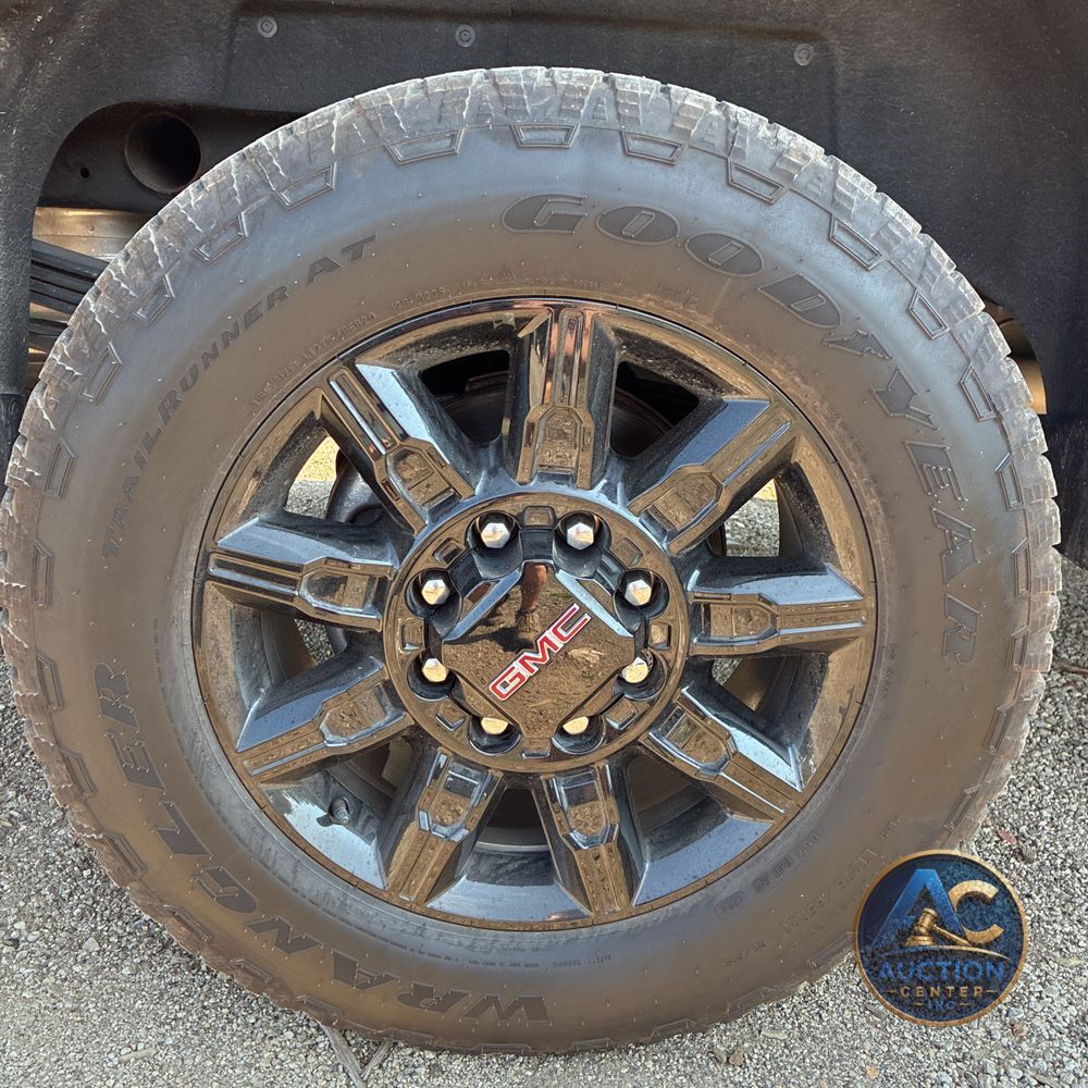 2025 GMC Sierra 2500 AT4