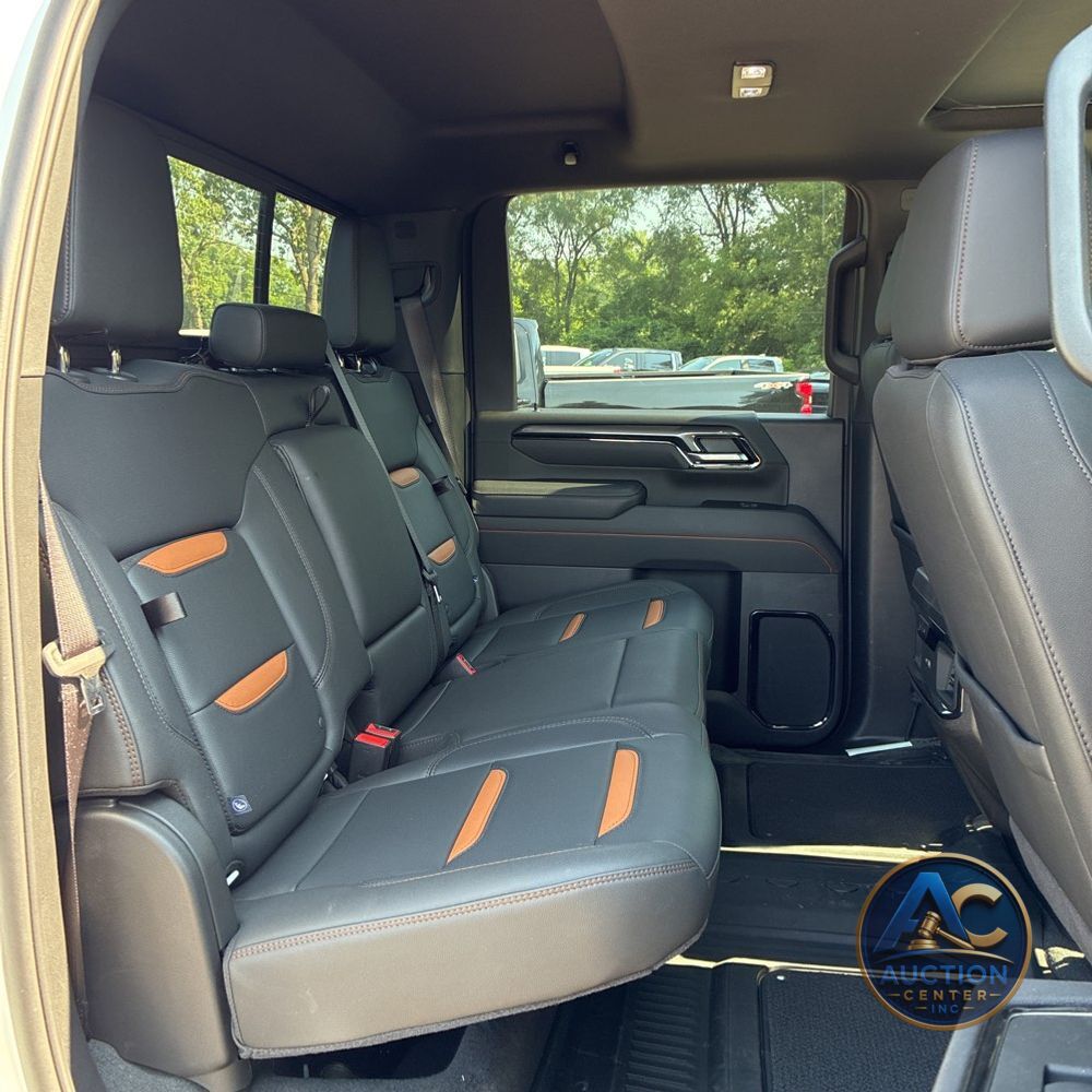2025 GMC Sierra 2500 AT4