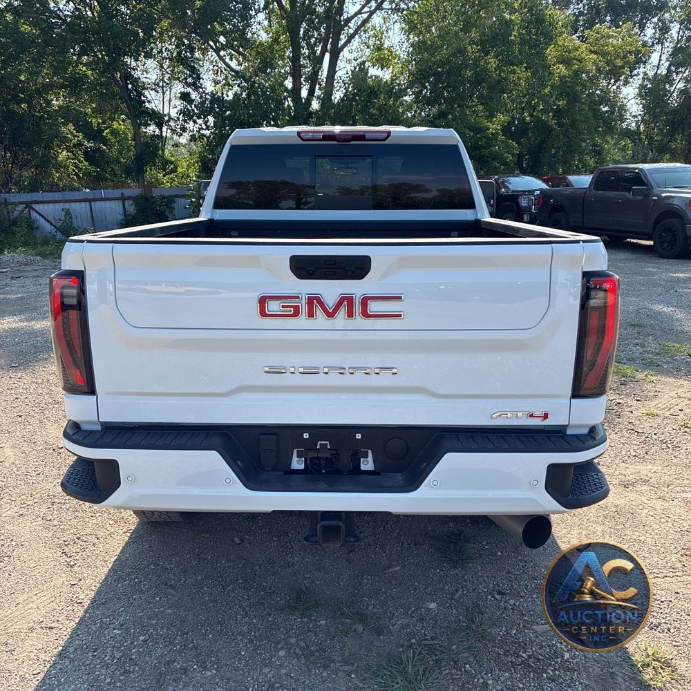 2025 GMC Sierra 2500 AT4