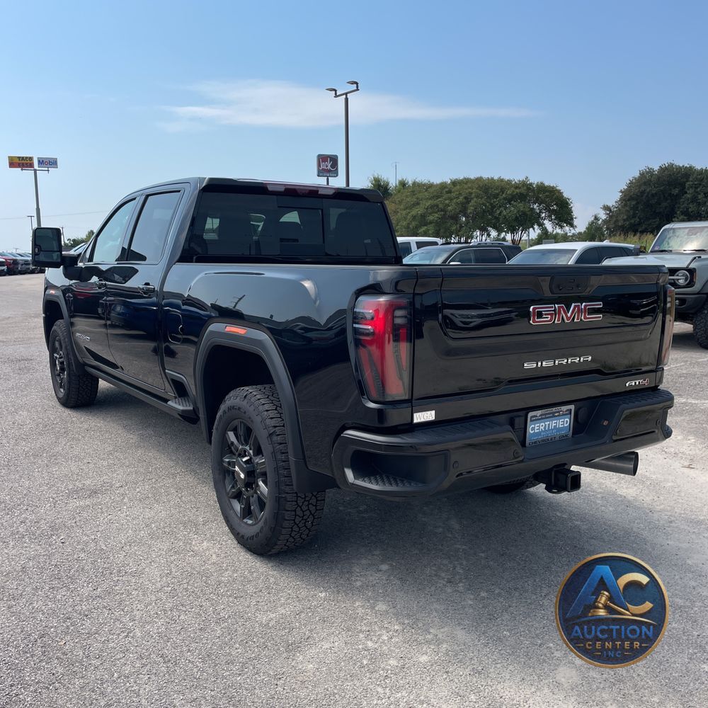 2025 GMC Sierra 2500HD AT4