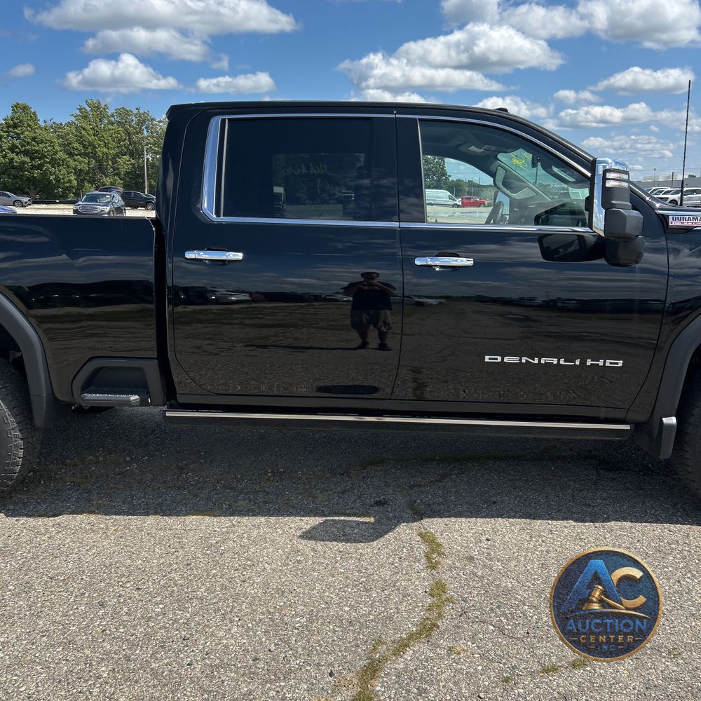 2025 GMC Sierra 2500 Denali