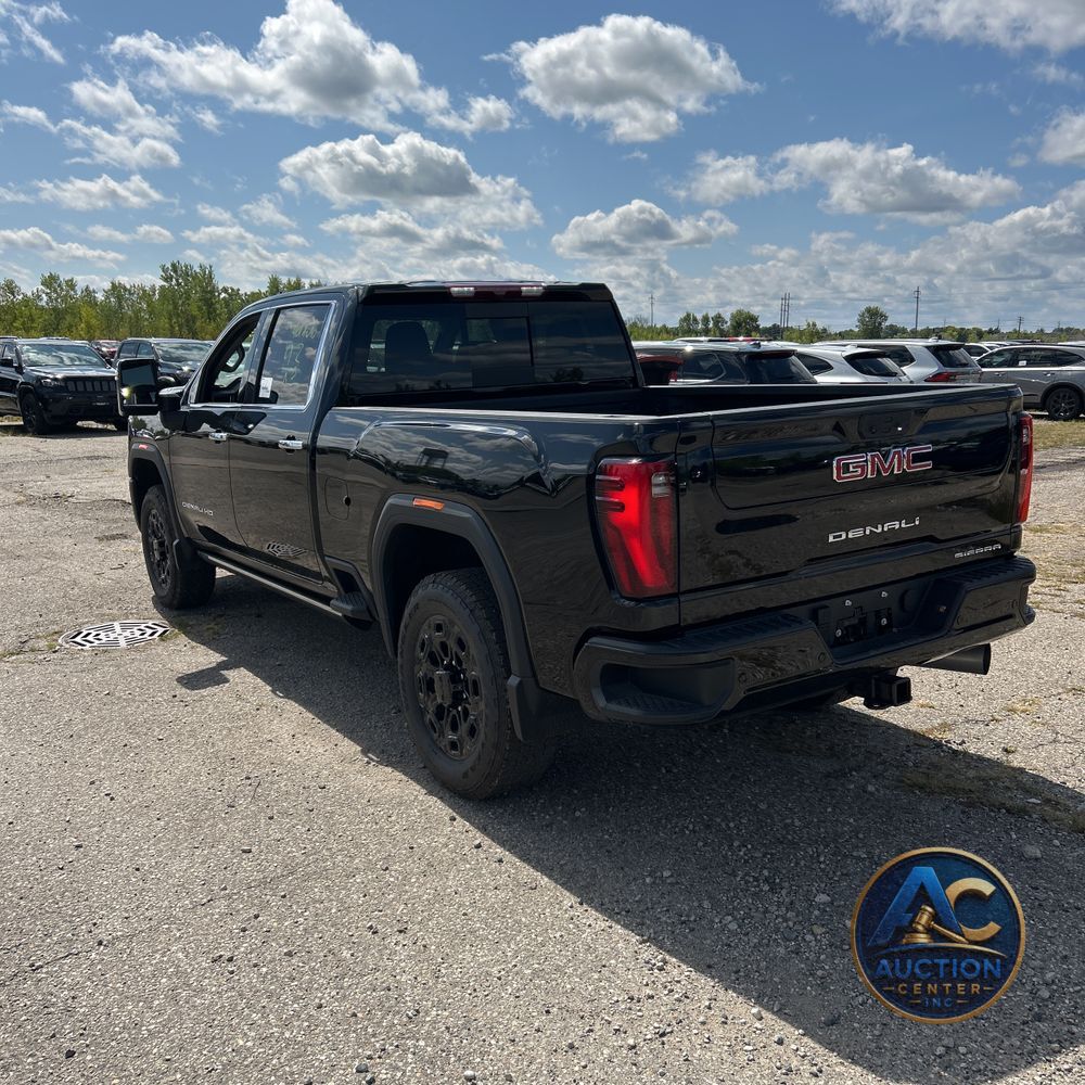 2025 GMC Sierra 2500 Denali
