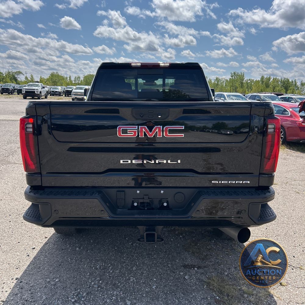 2025 GMC Sierra 2500 Denali