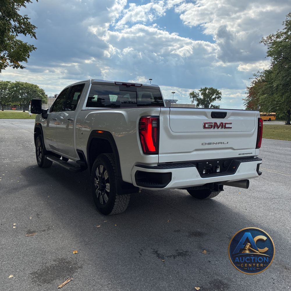 2025 GMC Sierra 2500 Denali