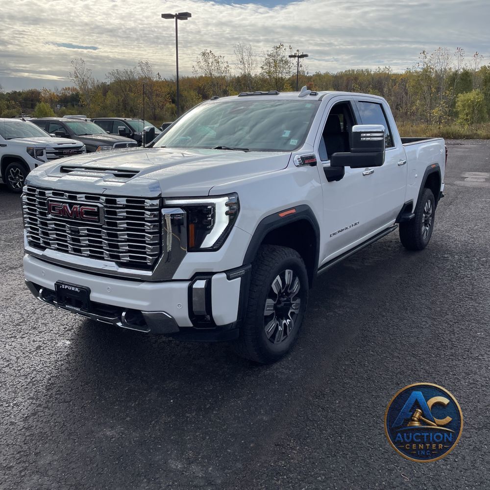 2025 GMC Sierra 2500HD Denali
