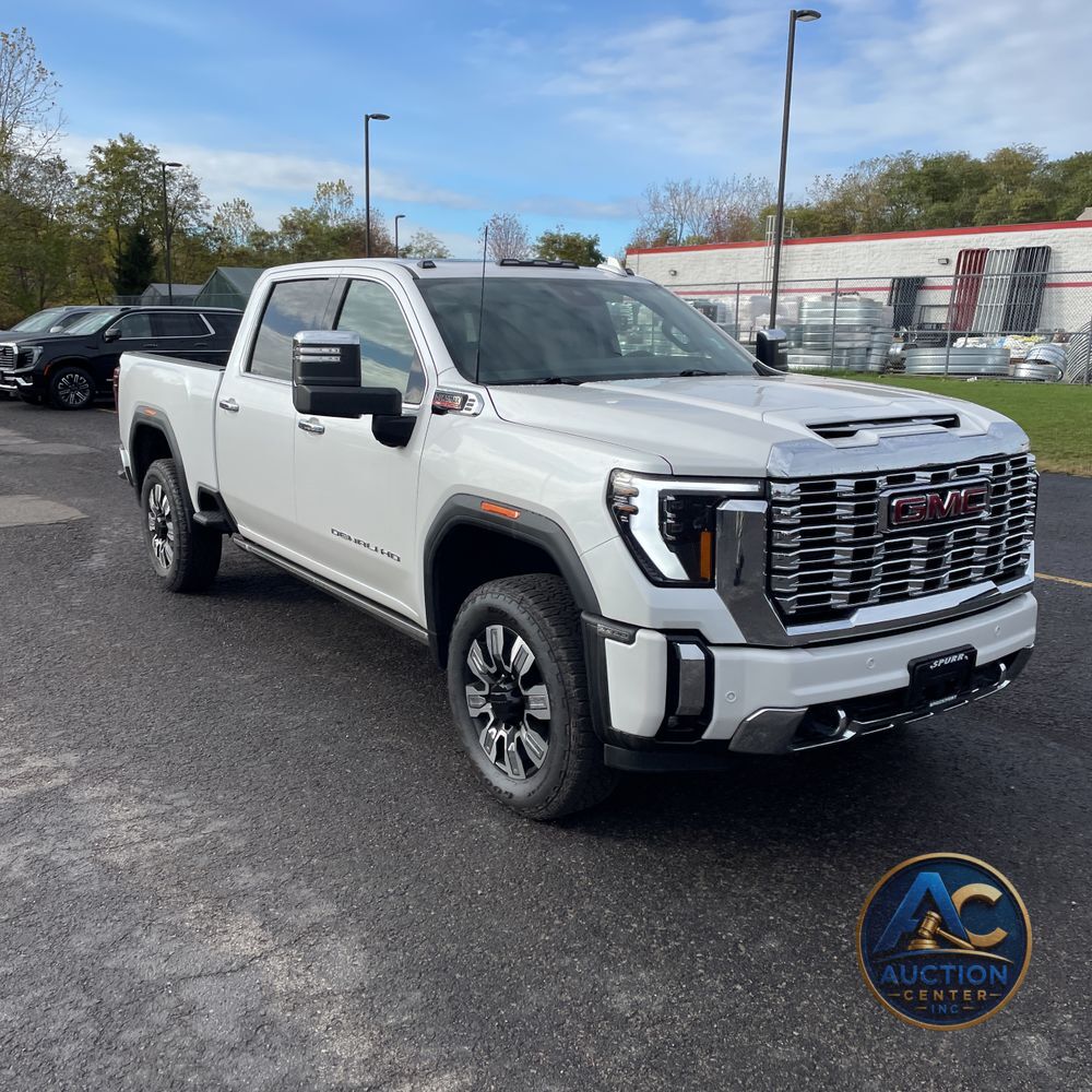 2025 GMC Sierra 2500HD Denali