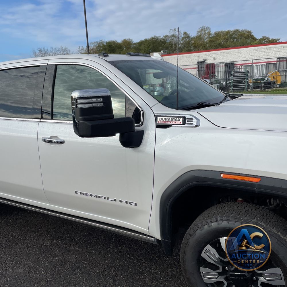 2025 GMC Sierra 2500HD Denali
