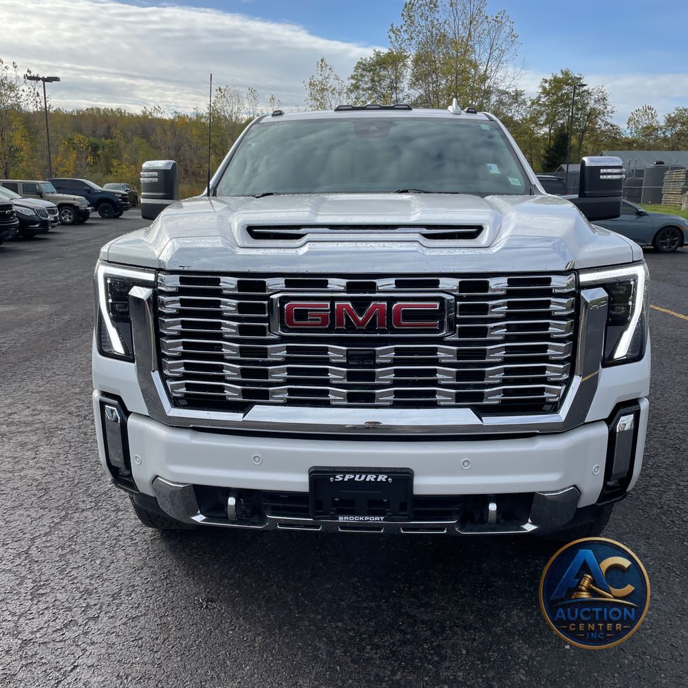 2025 GMC Sierra 2500HD Denali