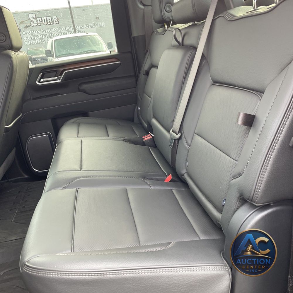 2025 GMC Sierra 2500HD Denali