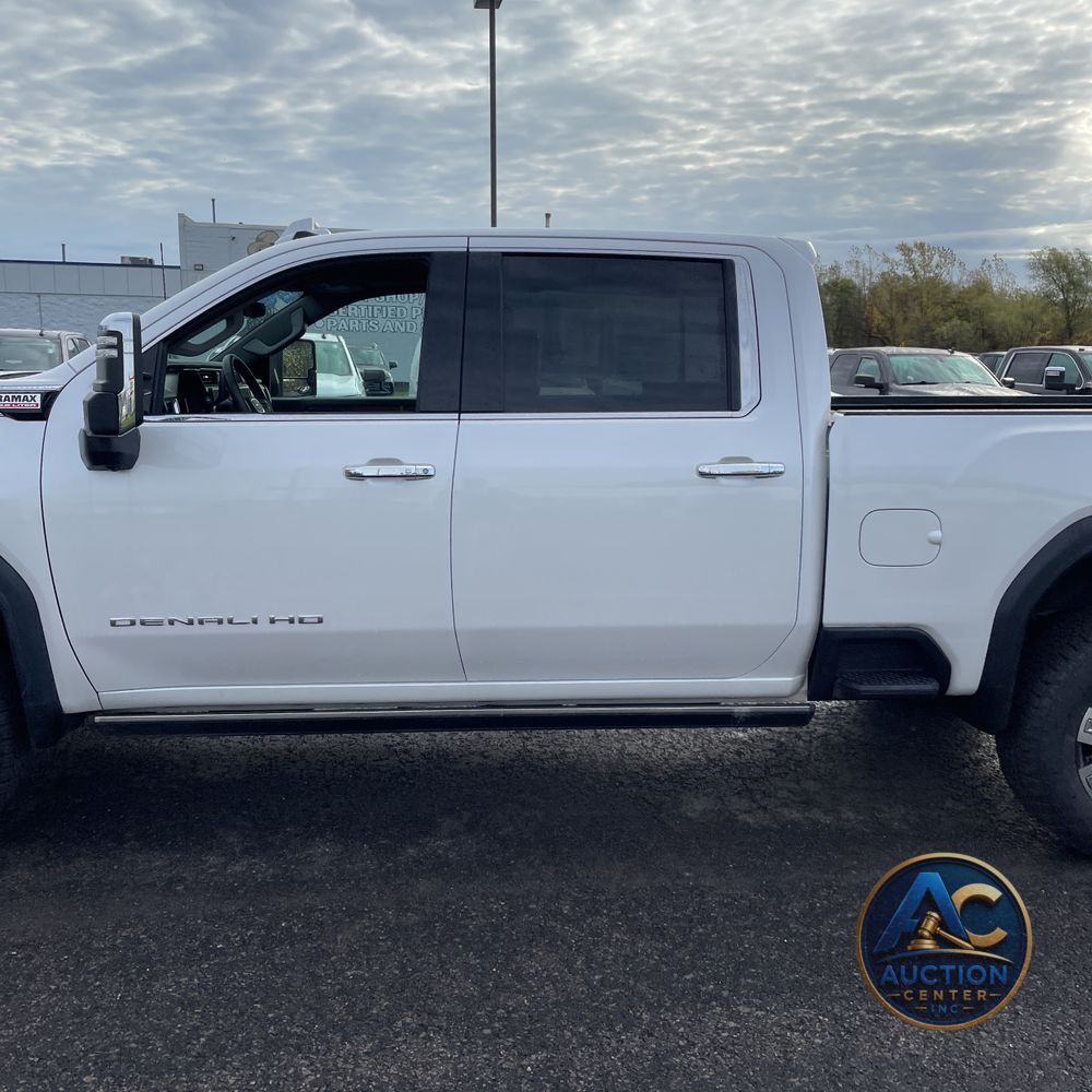 2025 GMC Sierra 2500HD Denali