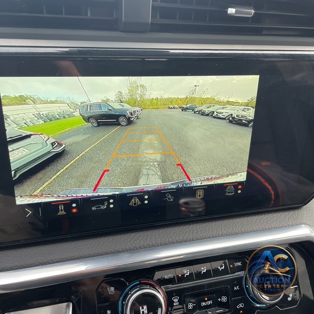 2025 GMC Sierra 2500HD Denali
