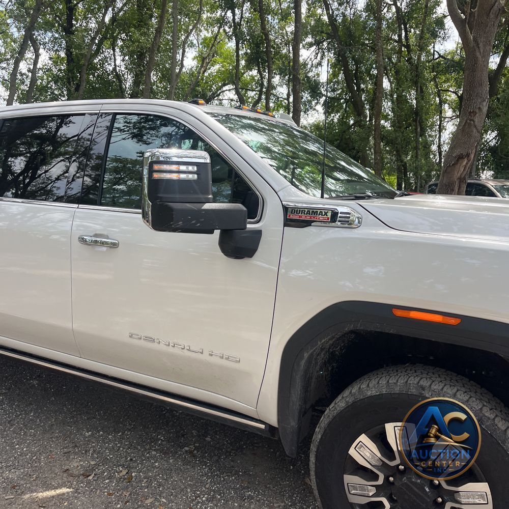 2025 GMC Sierra 2500HD Denali