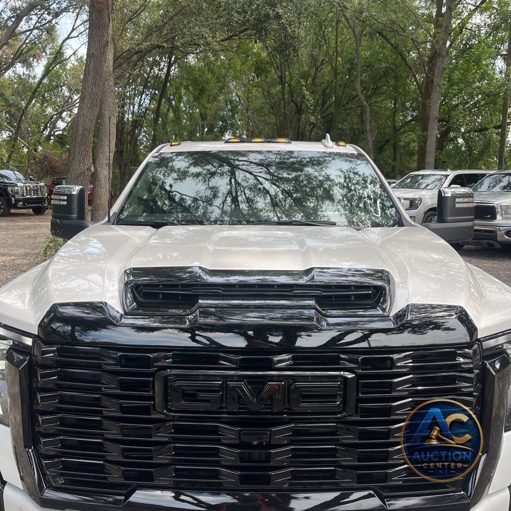 2025 GMC Sierra 2500HD Denali