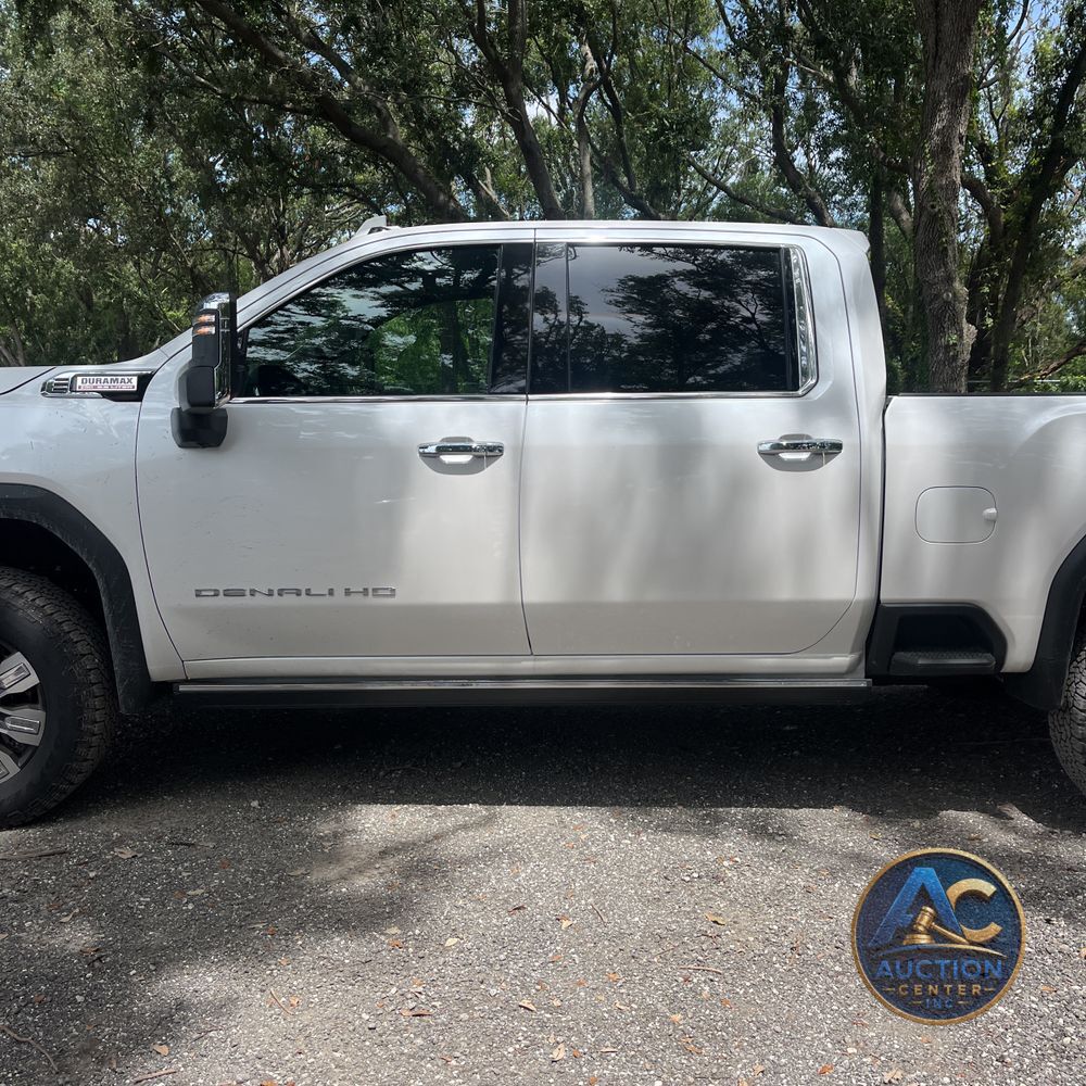 2025 GMC Sierra 2500HD Denali