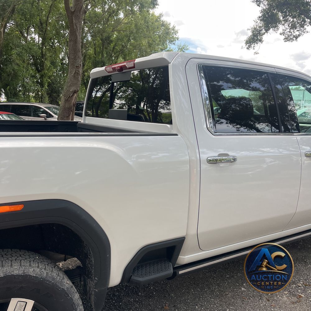 2025 GMC Sierra 2500HD Denali