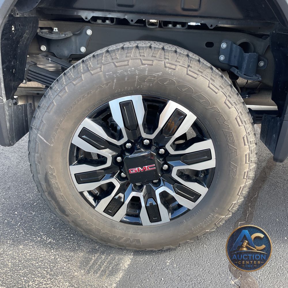 2025 GMC Sierra 3500HD SLE