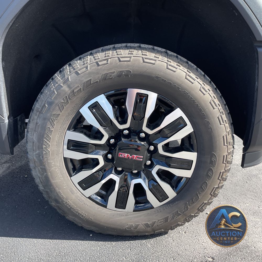 2025 GMC Sierra 3500HD SLE