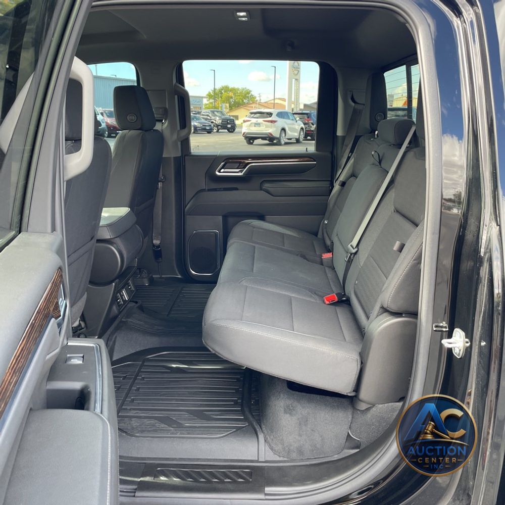 2025 GMC Sierra 3500HD SLE