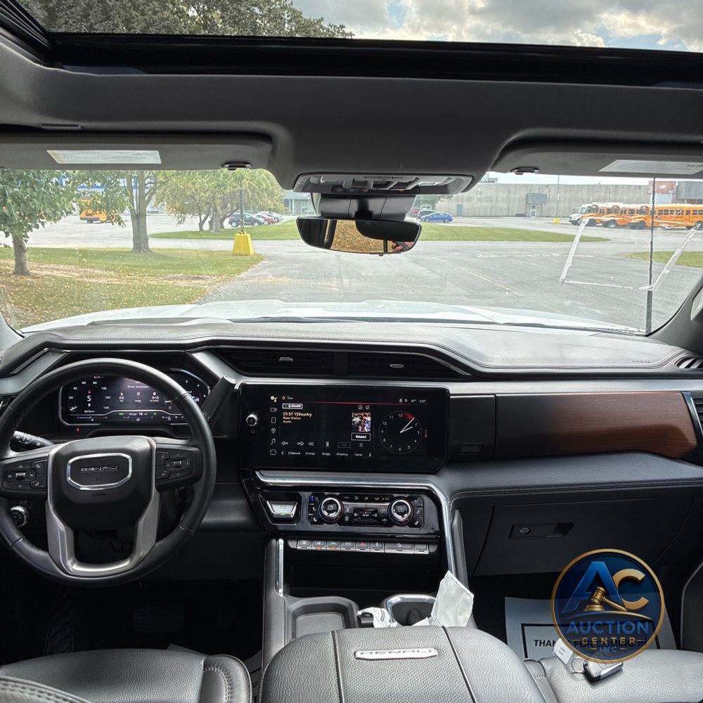 2025 GMC Sierra 3500 Denali