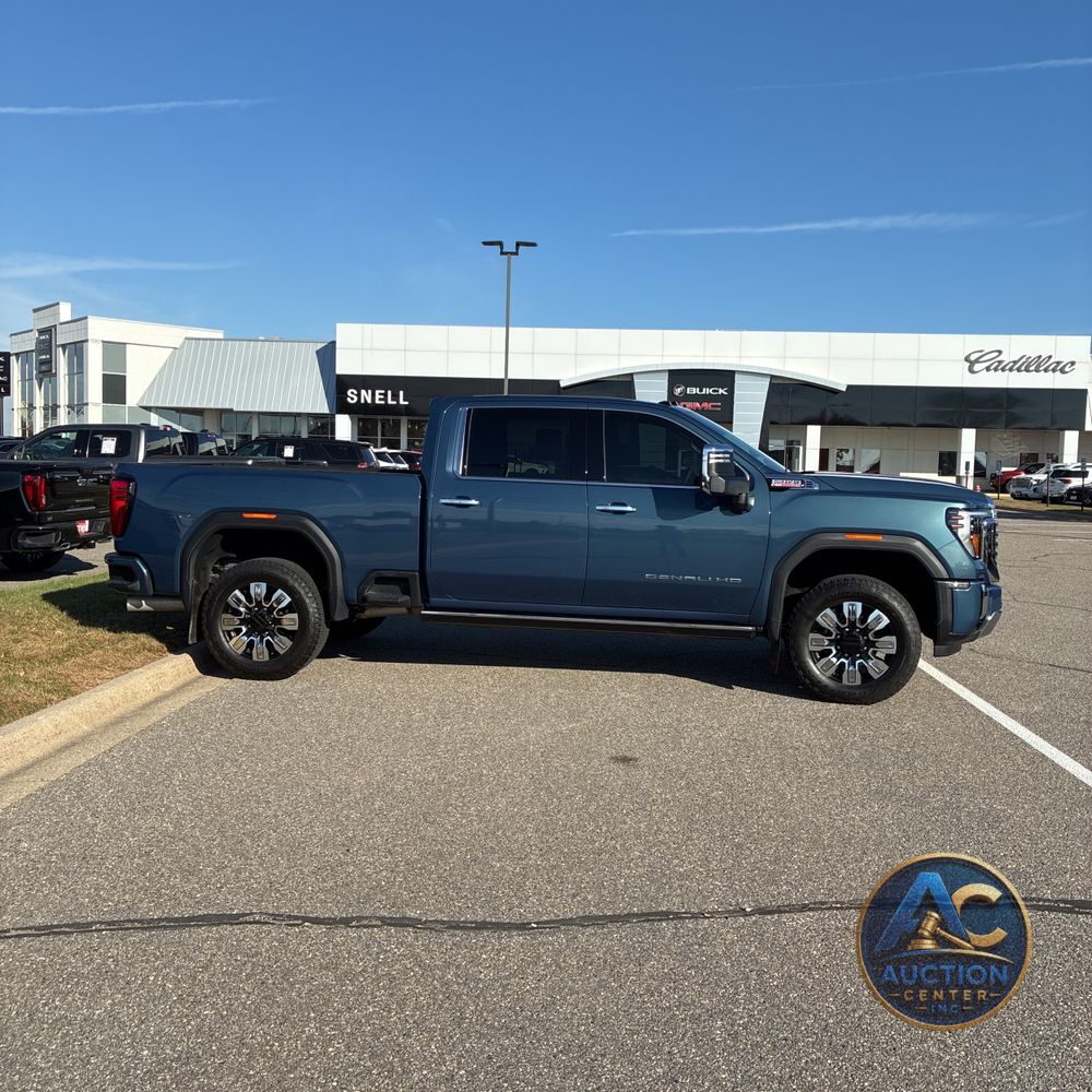 2025 GMC Sierra 3500HD Denali