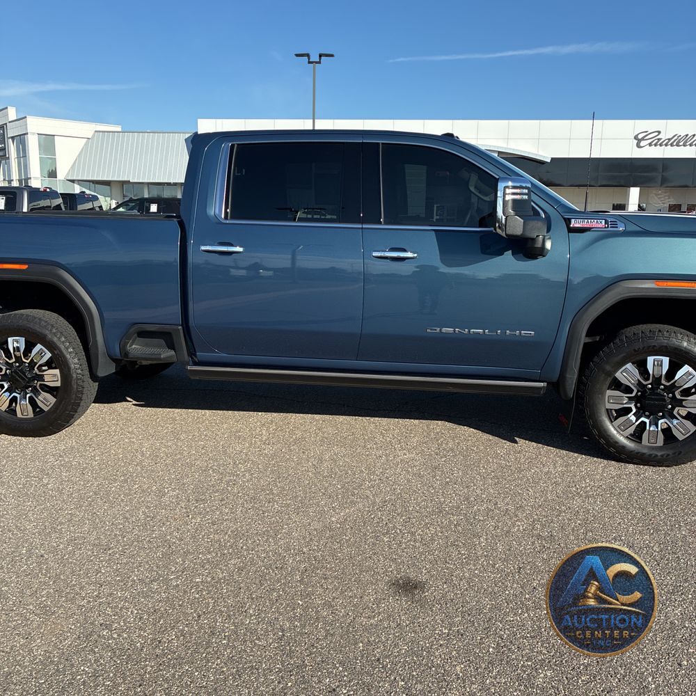 2025 GMC Sierra 3500HD Denali