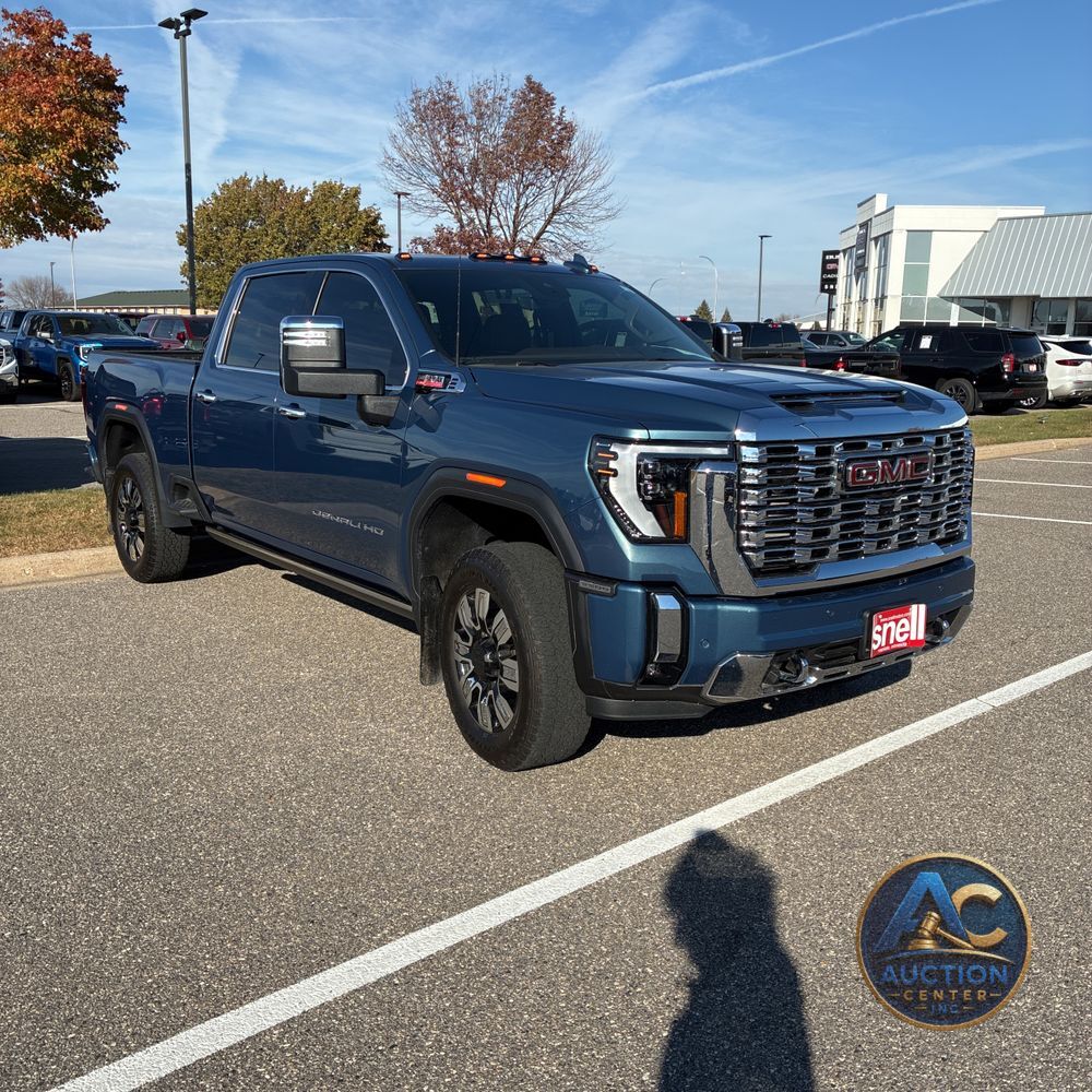 2025 GMC Sierra 3500HD Denali