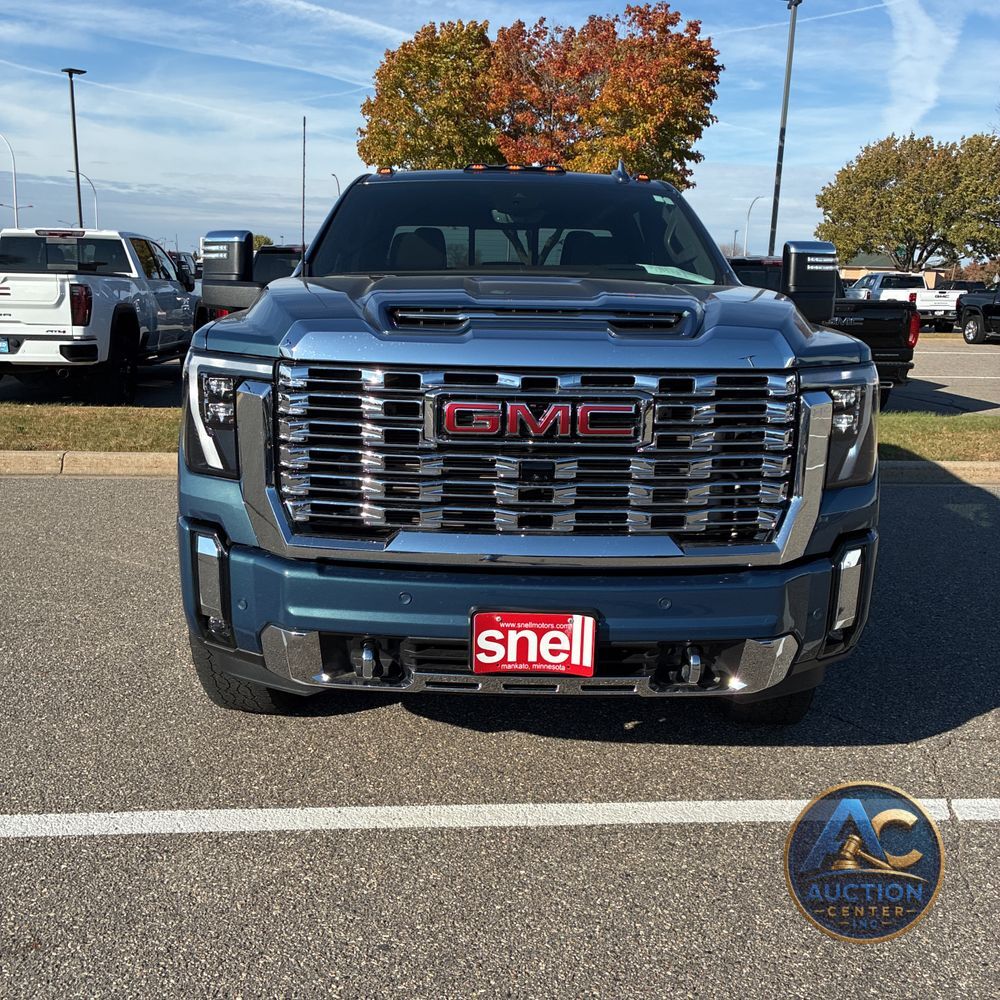 2025 GMC Sierra 3500HD Denali